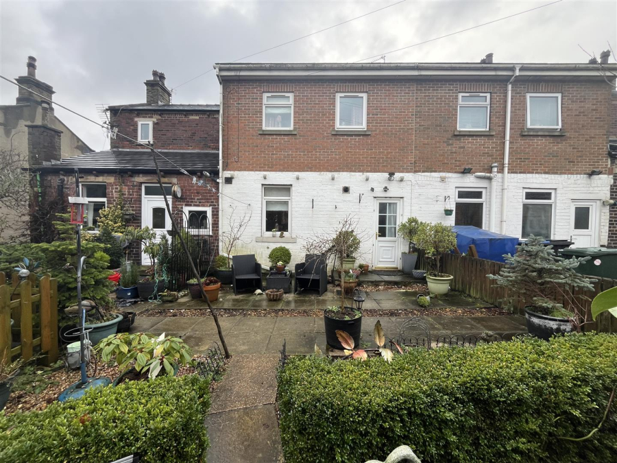 Photo of Cleckheaton Road, Oakenshaw, Bradford