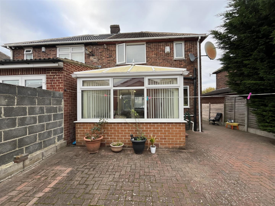 Photo of Hallbank Drive, Bradford