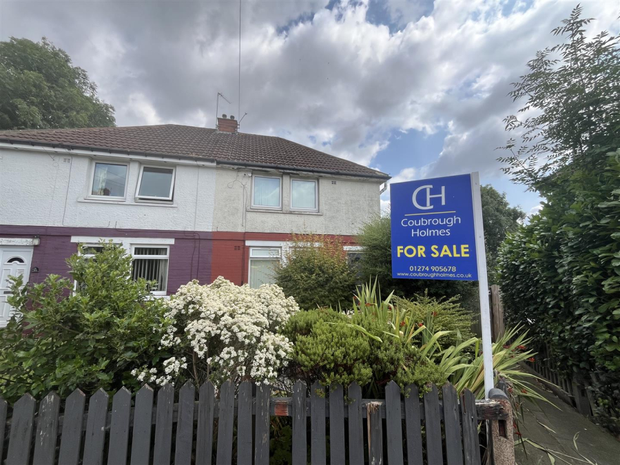 Photo of Crest Avenue, Wyke, Bradford