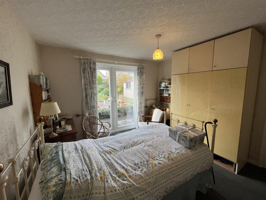 Photo of Escroft Close, Wyke, Bradford