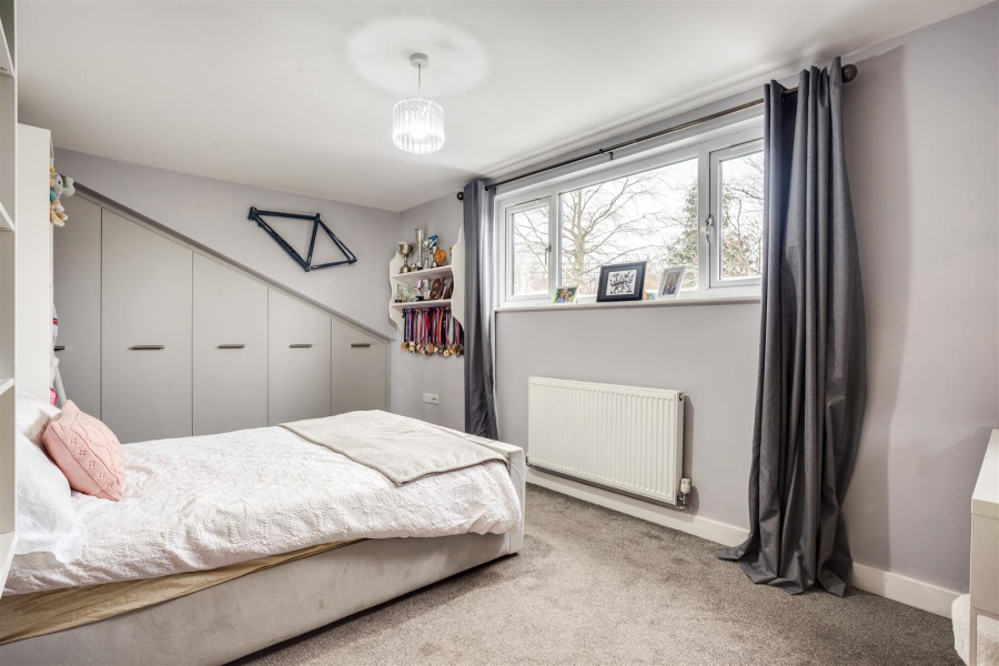 Photo of Bradford Road, Oakenshaw, Bradford