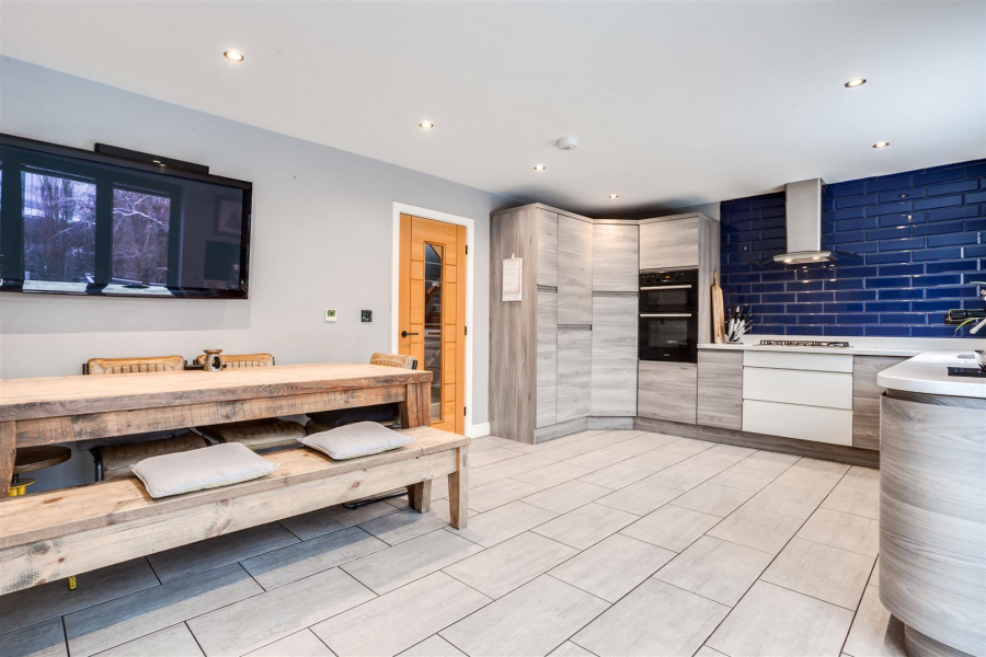 Photo of Bradford Road, Oakenshaw, Bradford