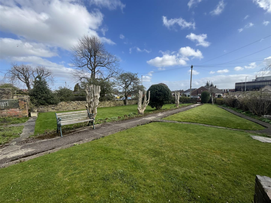 Photo of Sal Royd Road, Low Moor, Bradford