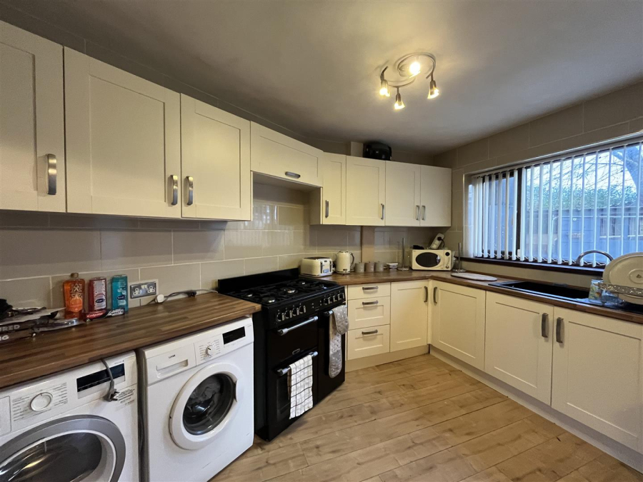 Photo of Belmont Rise, Low Moor, Bradford