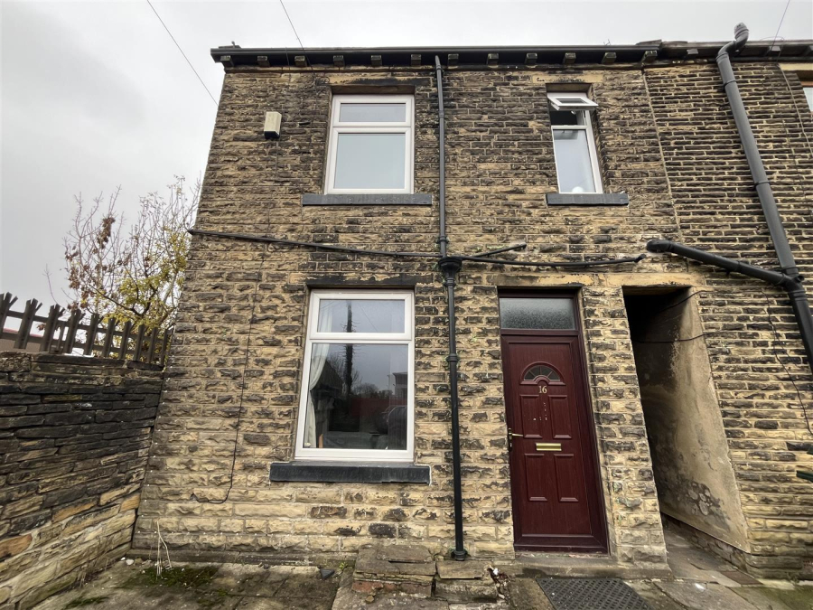 Photo of Alma Street, Cutler Heights, Bradford
