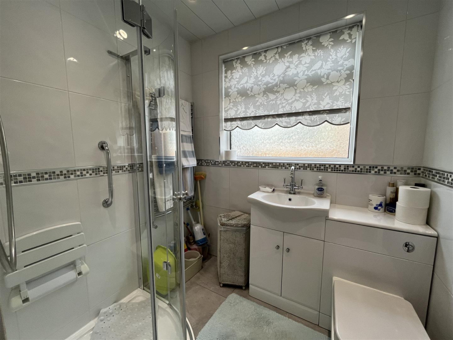 Photo of Escroft Close, Wyke, Bradford