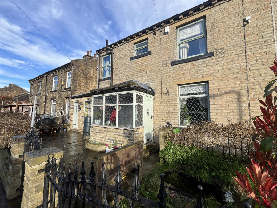 Photo of Mill Carr Hill Road, Oakenshaw, Bradford