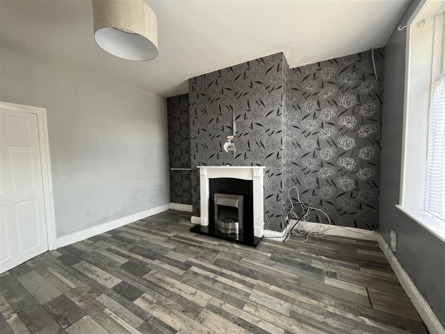 Photo of Cleckheaton Road, Low Moor, Bradford