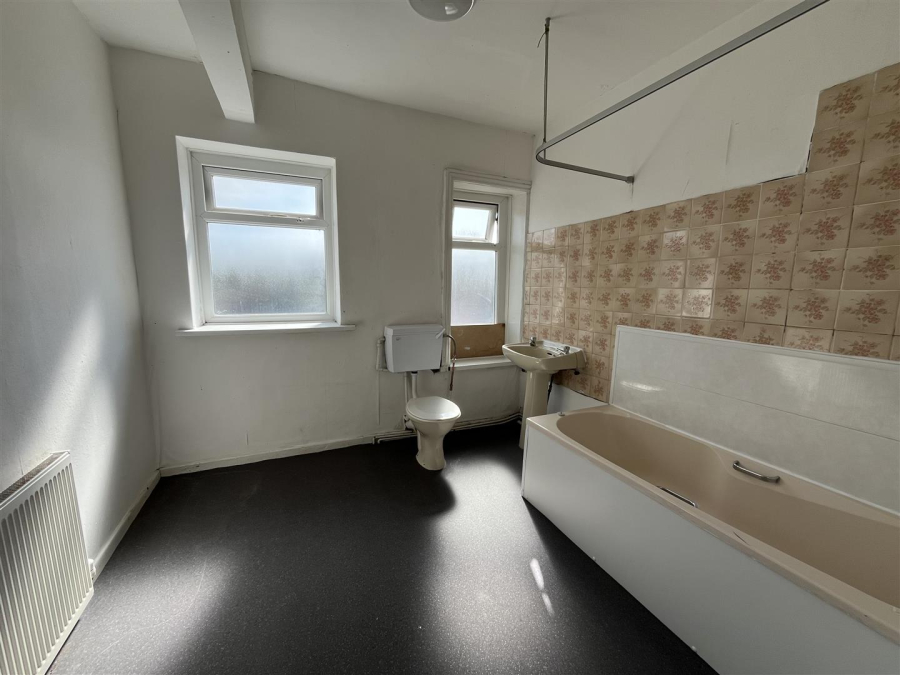 Photo of Coronation Street, Oakenshaw