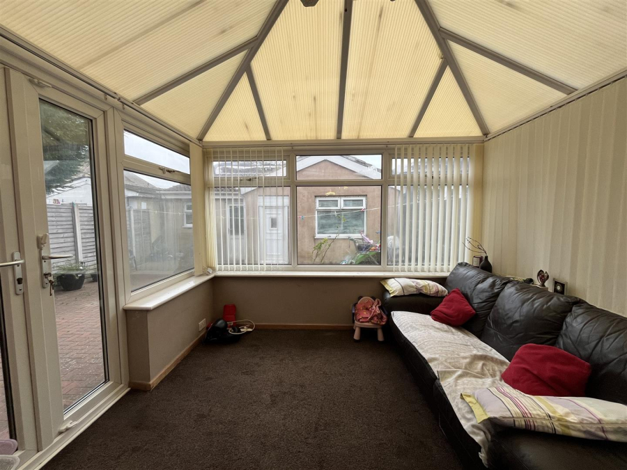 Photo of Hallbank Drive, Bradford