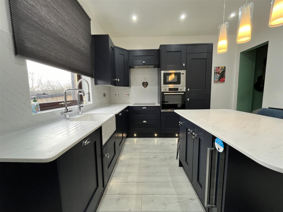 Photo of Bradford Road, Oakenshaw, Bradford