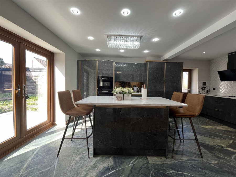 Photo of Birkenshaw Lane, Birkenshaw, Bradford