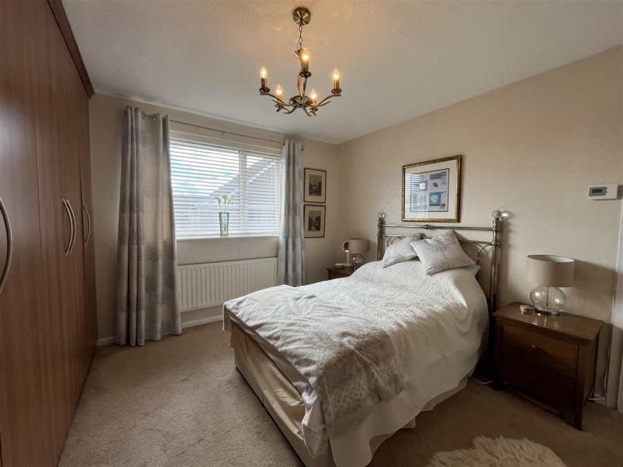 Photo of Markfield Crescent, Low Moor, Bradford