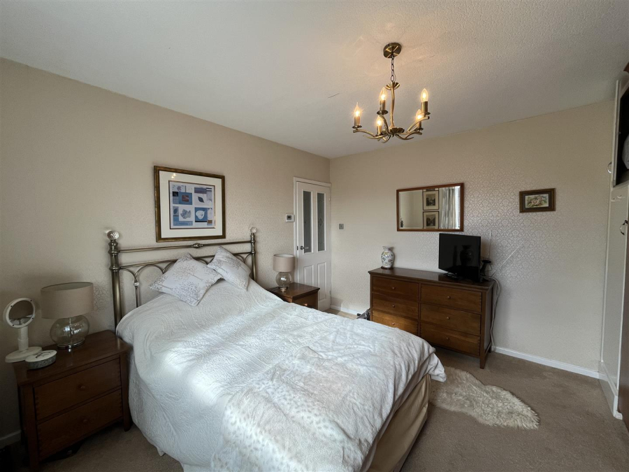 Photo of Markfield Crescent, Low Moor, Bradford