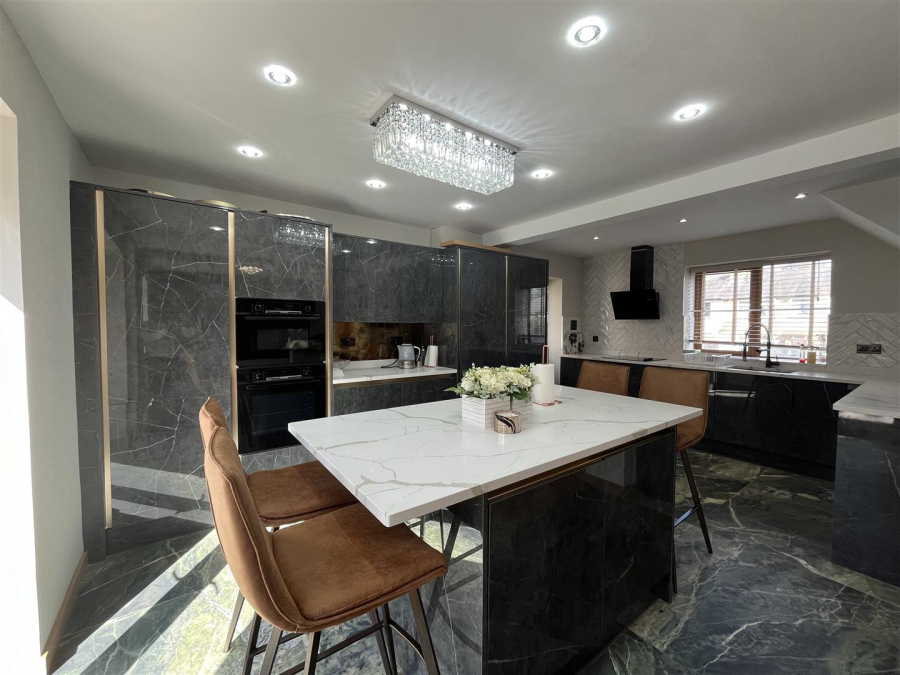 Photo of Birkenshaw Lane, Birkenshaw, Bradford