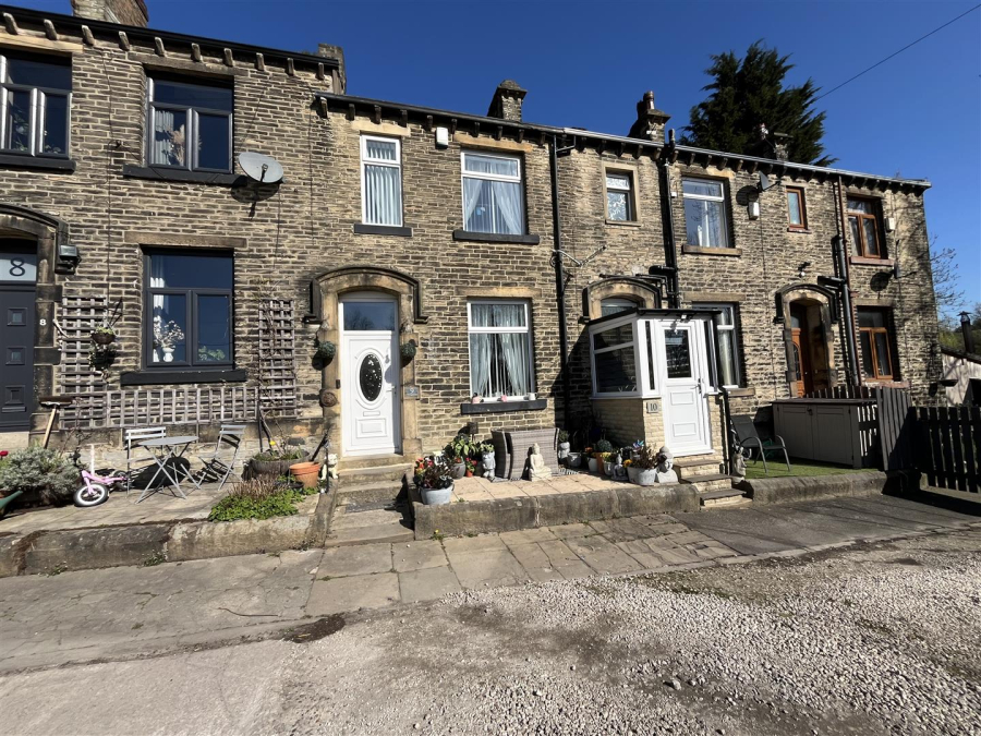 Photo of Commercial Buildings, Oakenshaw, Bradford