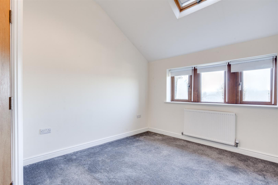 Photo of Cliff Hollins Lane, Oakenshaw, Bradford