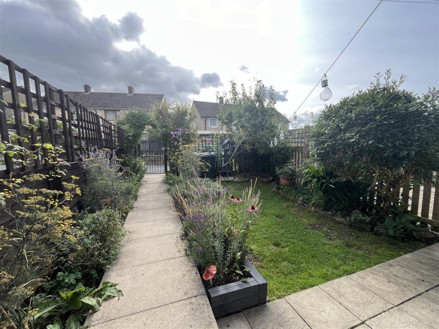 Photo of St. Marys Close, Wyke, Bradford