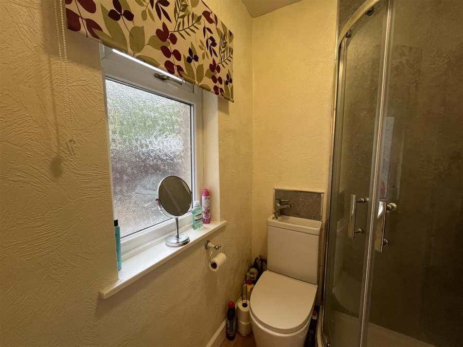 Photo of Cleckheaton Road, Low Moor, Bradford