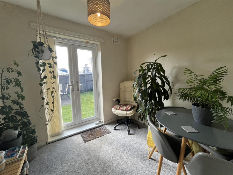 Photo of Lowfield Close, Low Moor, Bradford