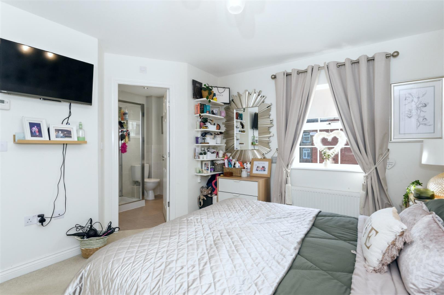 Photo of Mayfield Place, Wyke, Bradford
