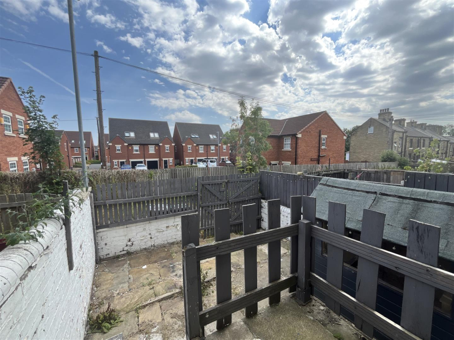 Photo of Huddersfield Road, Wyke, Bradford