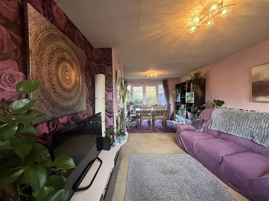 Photo of Greenacre Close, Wyke, Bradford