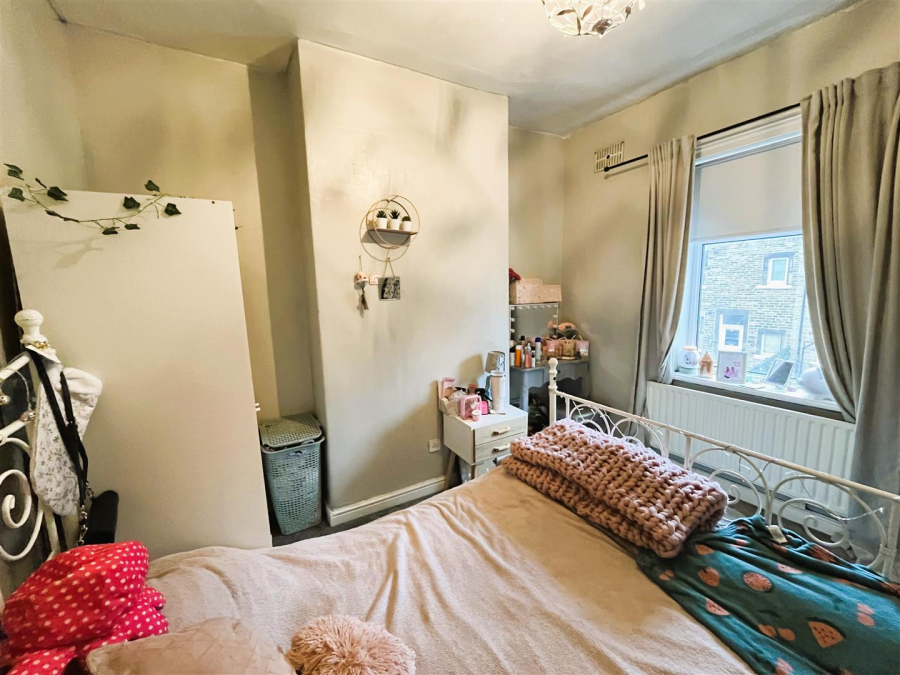 Photo of Mayfield View, Wyke, Bradford