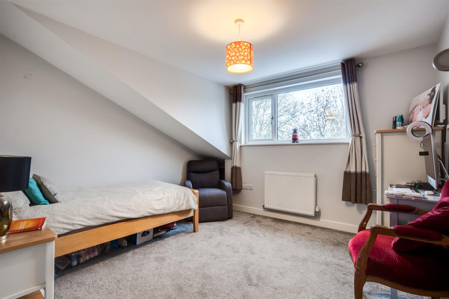 Photo of Bradford Road, Oakenshaw, Bradford