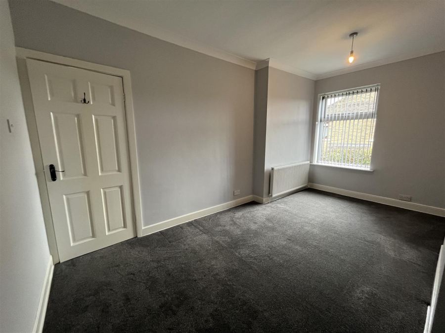 Photo of New Street, Oakenshaw, Bradford