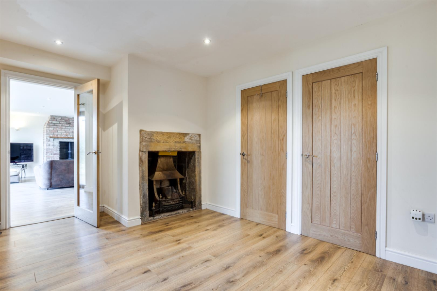 Photo of Cliff Hollins Lane, Oakenshaw, Bradford