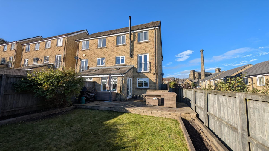 Photo of Old Mill Dam Lane, Queensbury, Bradford