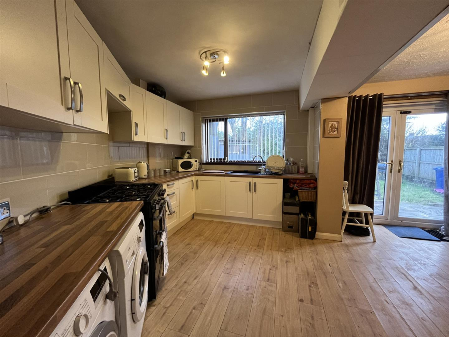 Photo of Belmont Rise, Low Moor, Bradford