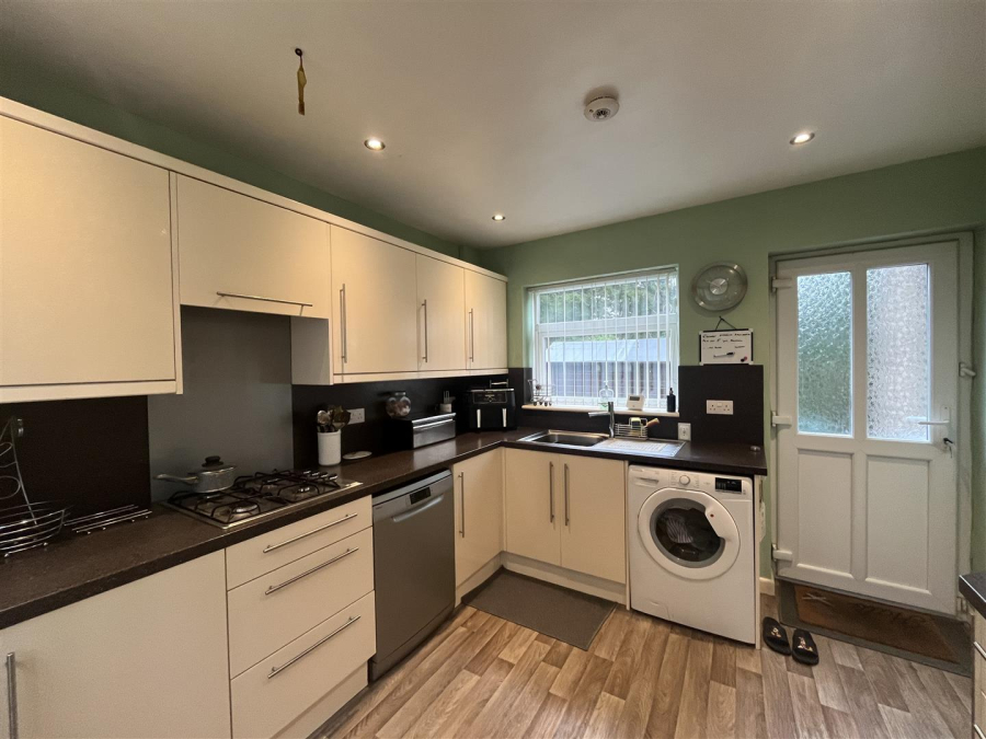 Photo of Cleckheaton Road, Low Moor, Bradford