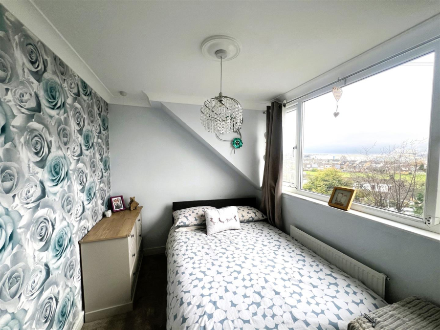 Photo of Markfield Close, Low Moor, Bradford