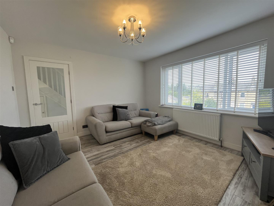 Photo of Bradford Road, Oakenshaw, Bradford