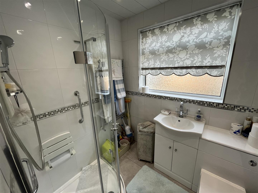 Photo of Escroft Close, Wyke, Bradford