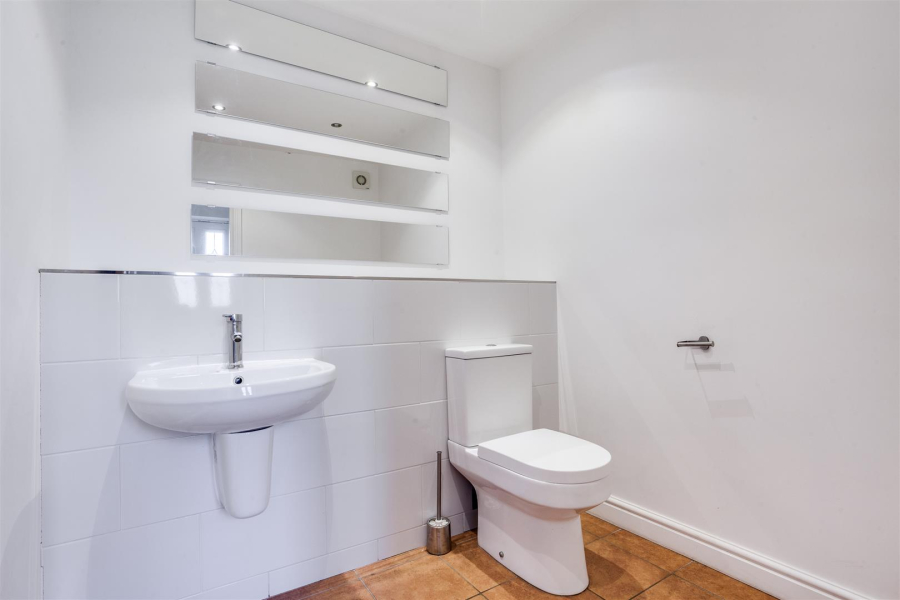 Photo of Cliff Hollins Lane, Oakenshaw, Bradford