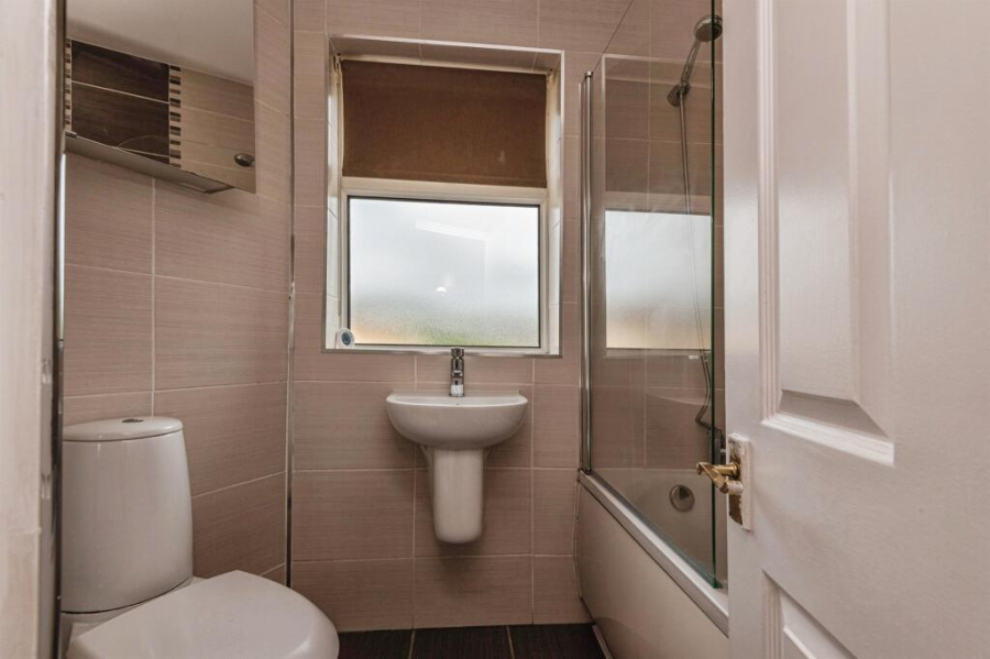 Photo of Cleckheaton Road, Oakenshaw, Bradford