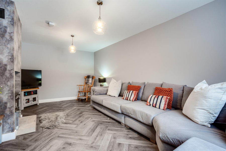 Photo of Bradford Road, Oakenshaw, Bradford