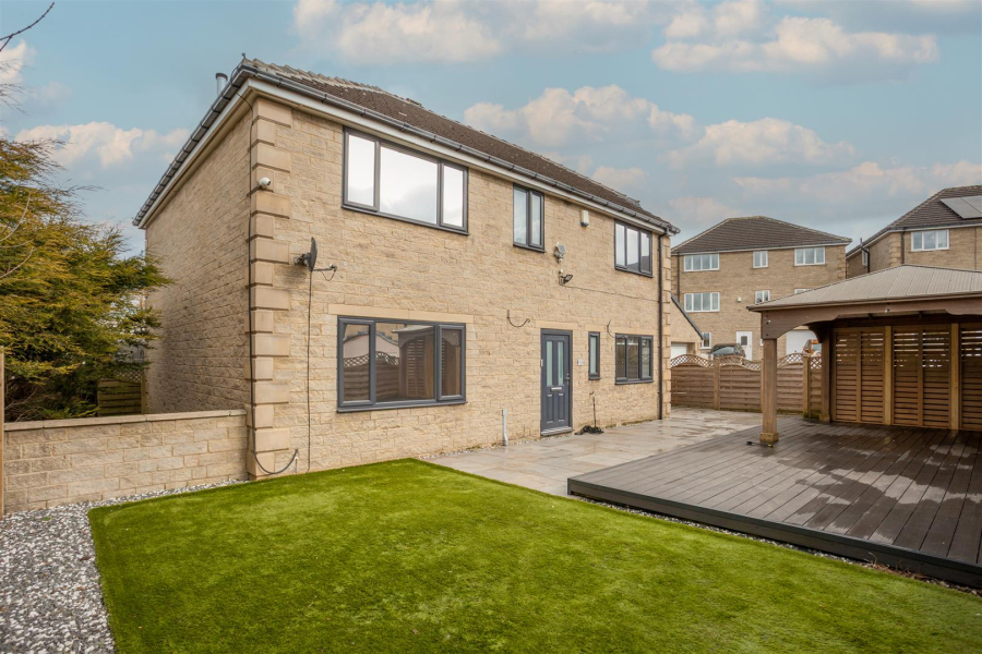 Photo of Redhill Close, Bradford