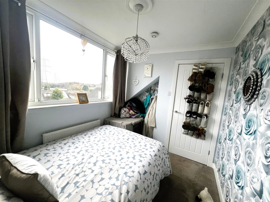Photo of Markfield Close, Low Moor, Bradford