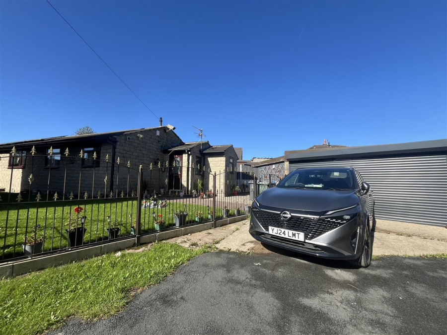 Photo of Fields Road, Low Moor, Bradford