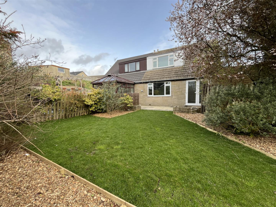 Photo of Wroe Place, Wyke, Bradford