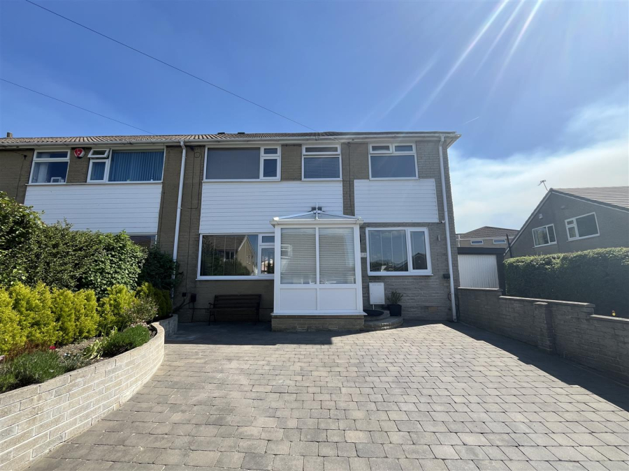 Photo of Silver Birch Close, Wyke, Bradford