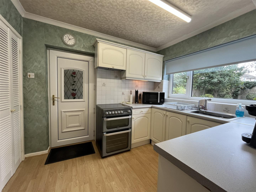 Photo of St. Andrews Crescent, Oakenshaw, Bradford