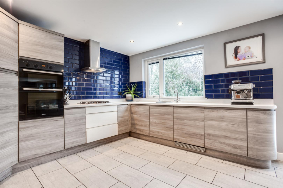 Photo of Bradford Road, Oakenshaw, Bradford