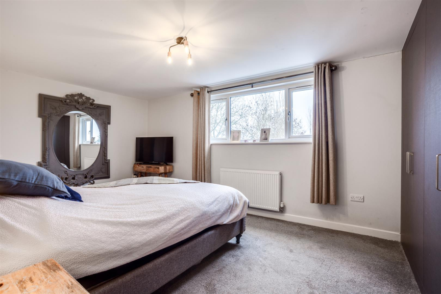 Photo of Bradford Road, Oakenshaw, Bradford