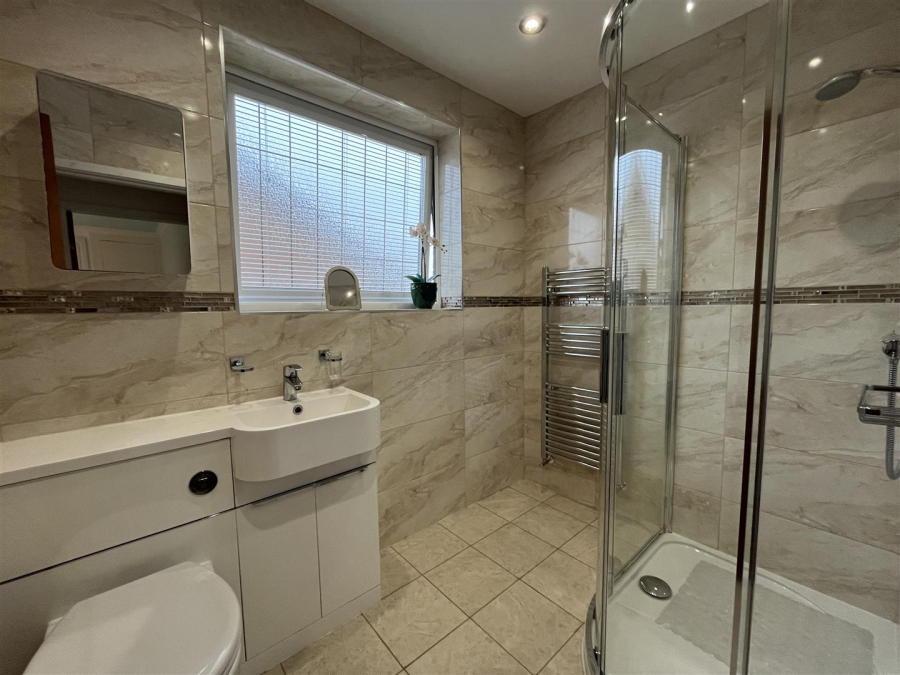 Photo of Markfield Avenue, Low Moor, Bradford