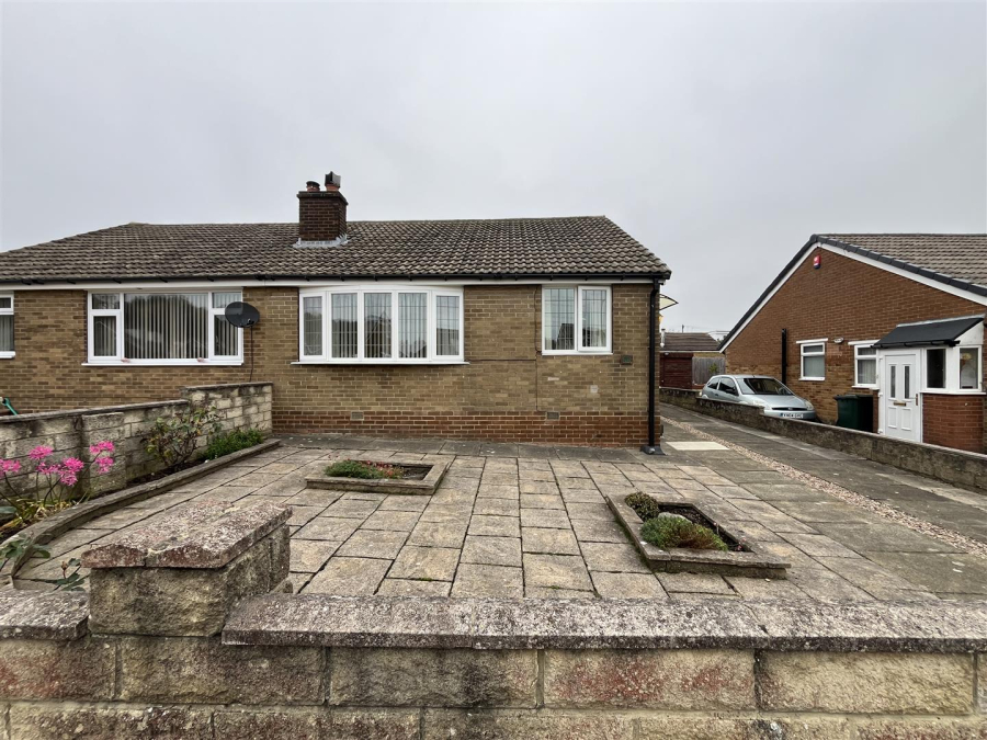 Photo of Markfield Avenue, Low Moor, Bradford